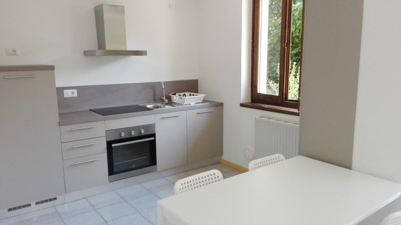 Apartamento Terrazza Sugli Ulivi Riva del Garda Exterior foto